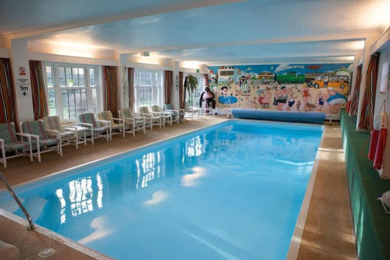 Evesham Hotel Exterior photo